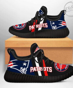 The best selling New England Patriots shoes 06 1